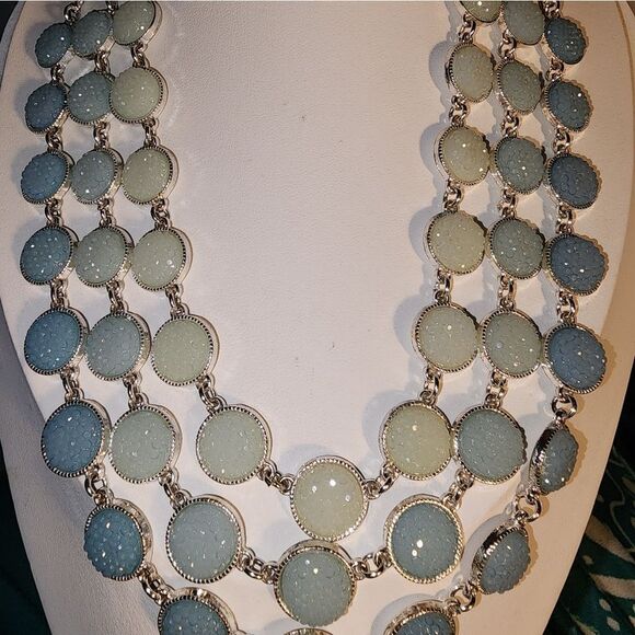 CHARMING CHARLIE DIZZY DRUZYS BIB NECKLACR 19"+3 NWOT - Picture 3 of 6